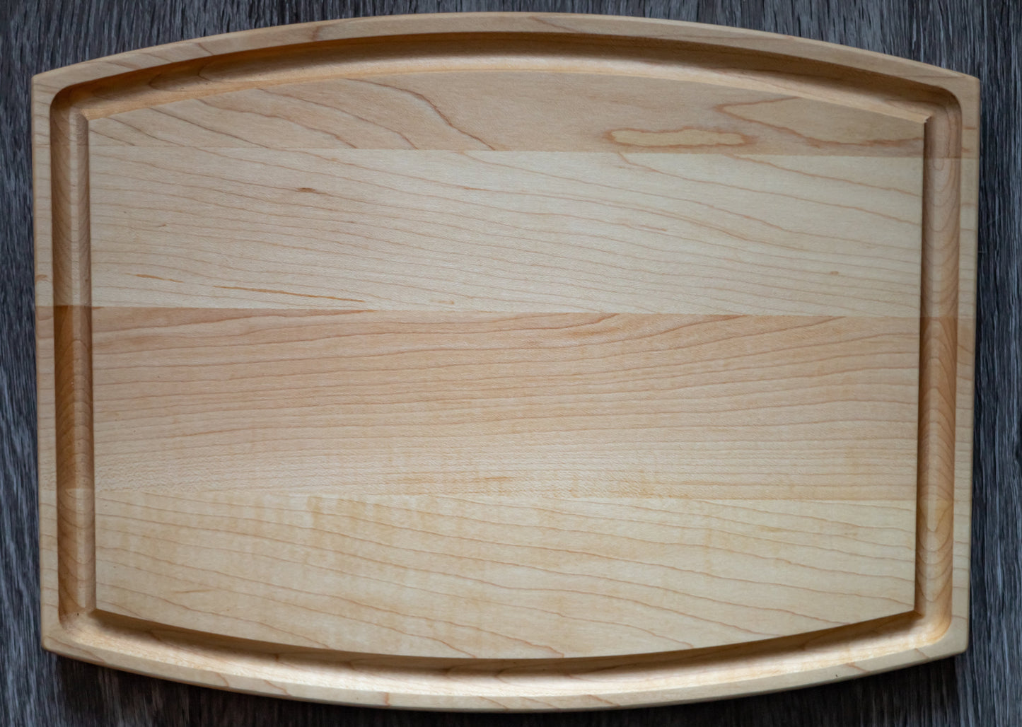 Arched Cutting Board With Juice Groove